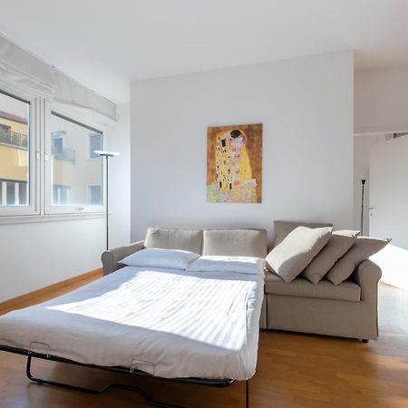Joivy Apartments By The Lake Como Exteriér fotografie
